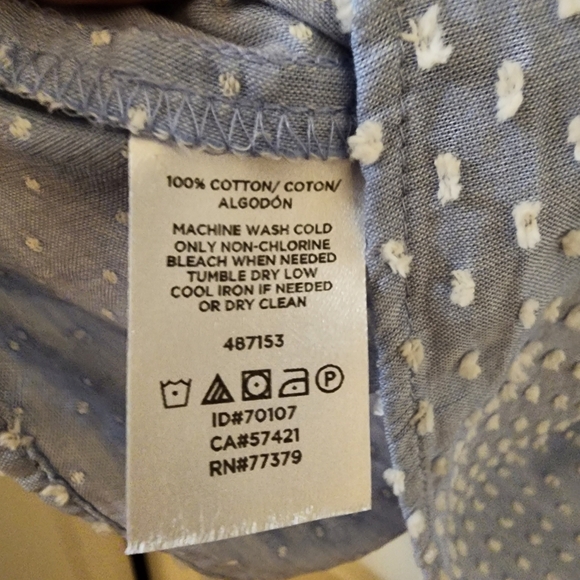 LOFT Sleeveless Textured Tie Waist Blouse Size Medium 100% Cotton Blue White Dot - Picture 3 of 10